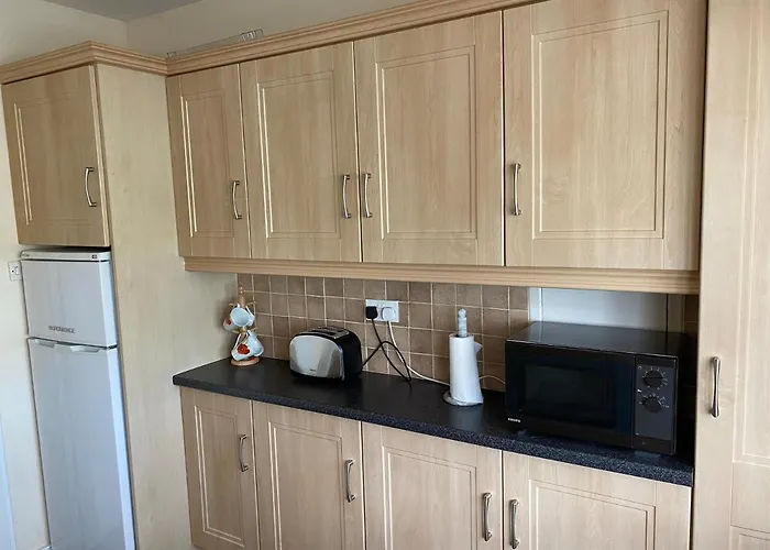 Cozy Seaside Home,3 Minute Walk To Village/beach *